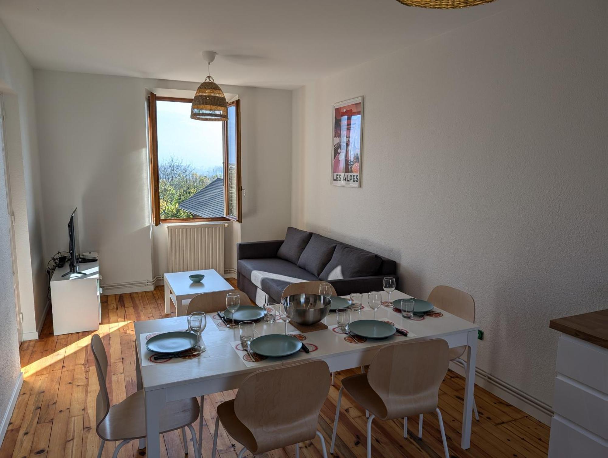 Appart 65M2 Avec 2 Chambres Dans Ferme Renovee - Parking Gratuit - Grande Vue Montagnes Montbonnot-Saint-Martin Esterno foto